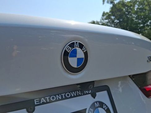Used 2023 BMW 330i xDrive Sedan w/ Premium Package AWD/4WD image 29
