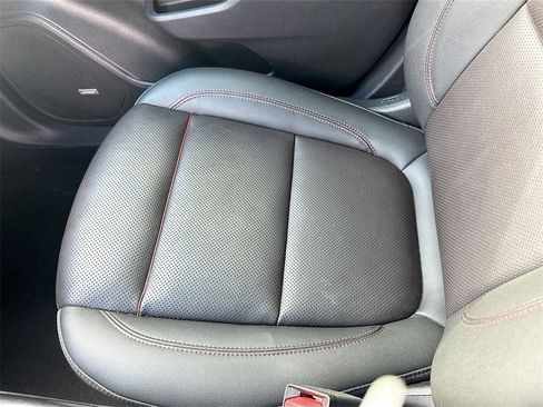 Used 2021 Chevrolet Blazer RS w/ Enhanced Convenience Package image 22