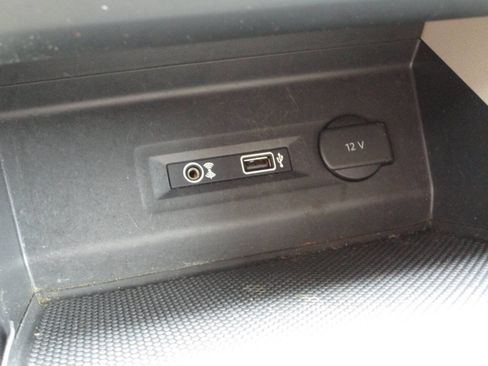 Used 2018 Volkswagen Atlas SE w/ R-Line Package FWD image 22