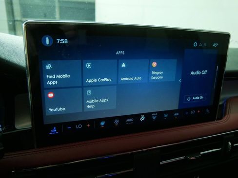 Used 2025 Lincoln Corsair Grand Touring w/ Equipment Group 301A AWD/4WD image 27