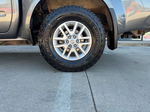 Used 2019 Nissan Frontier SV AWD/4WD image 43