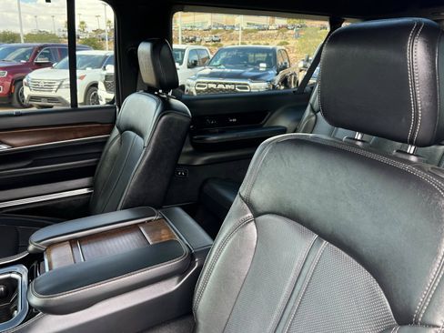 Used 2024 Jeep Grand Wagoneer L 4WD image 20