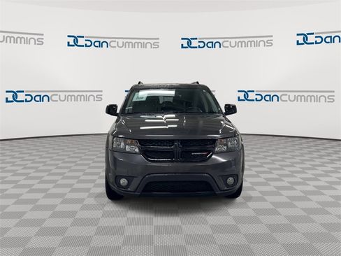 Used 2019 Dodge Journey SE w/ Connectivity Group image 3