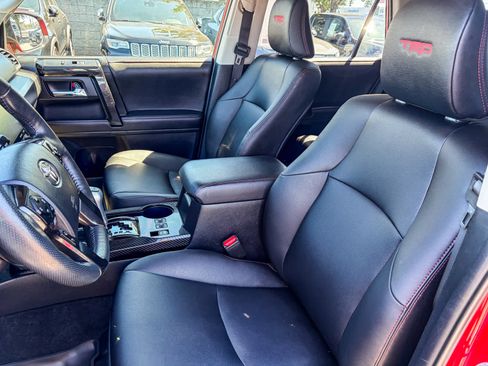 Used 2023 Toyota 4Runner TRD Off-Road Premium w/ Moonroof Package AWD/4WD image 17