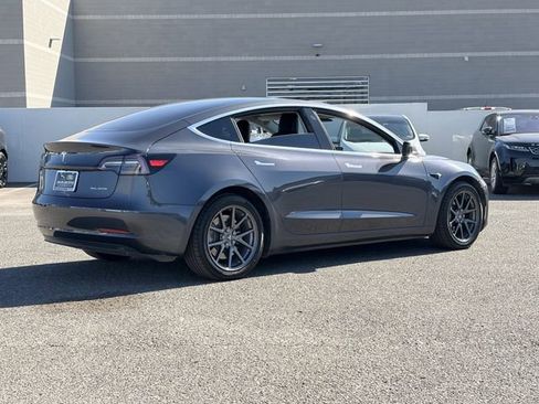 Used 2020 Tesla Model 3 Performance image 27