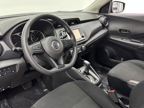 Used 2024 Nissan Kicks S image 8