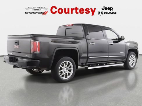 Used 2018 GMC Sierra 1500 Denali image 5