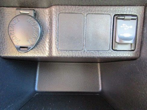 Used 2018 Toyota Corolla LE w/ LE Premium Package FWD image 24