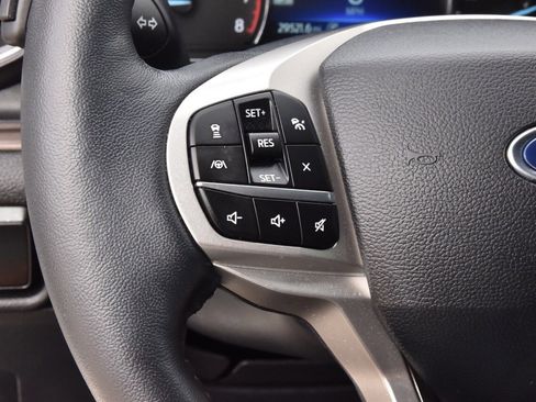 Certified 2023 Ford Explorer Limited w/ Limited Technology Package image 25