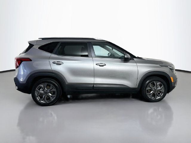 Used 2024 Kia Seltos S AWD/4WD image 11