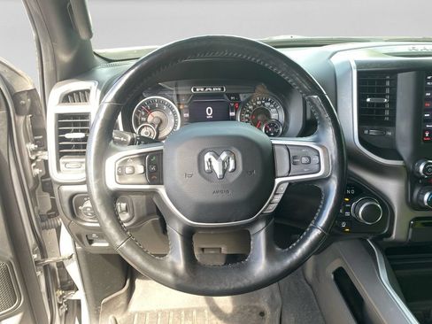Used 2020 RAM 1500 Big Horn AWD/4WD image 12