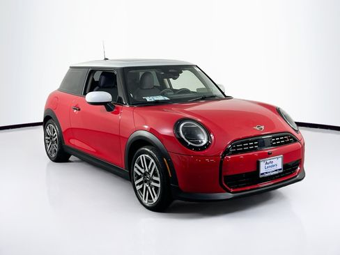 Used 2025 MINI Cooper S FWD image 3