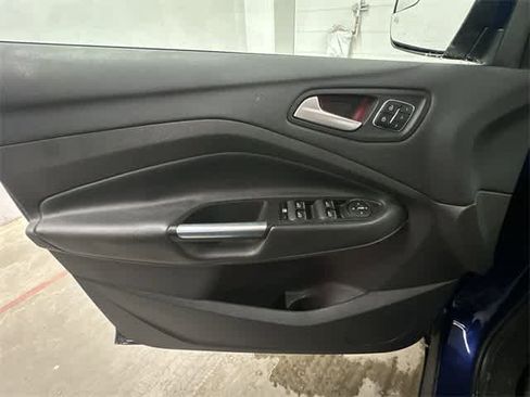 Used 2016 Ford Escape Titanium image 18
