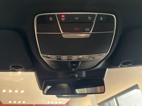 Used 2019 Mercedes-Benz S 560 4MATIC Sedan image 34