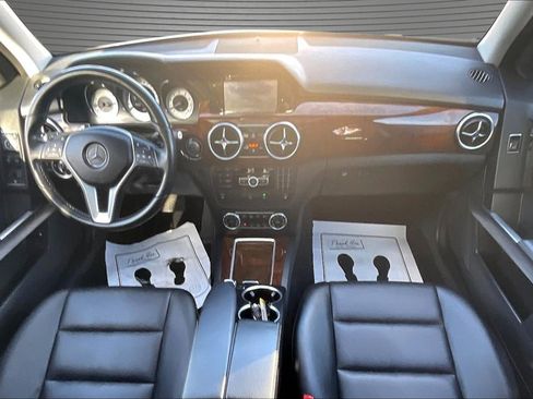 Used 2015 Mercedes-Benz GLK 350 4MATIC image 7