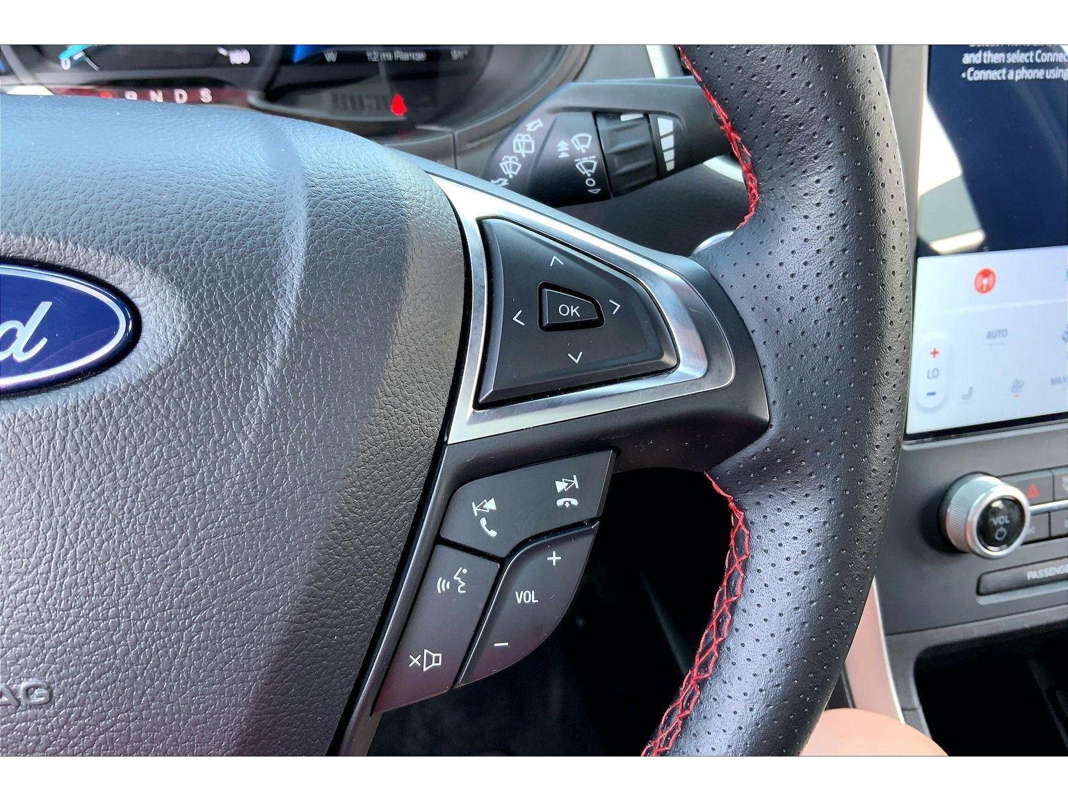 Used 2023 Ford Edge ST-Line AWD/4WD image 18