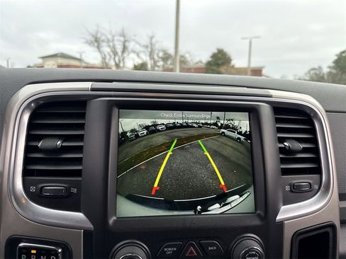 Used 2018 RAM 1500 Big Horn image 18