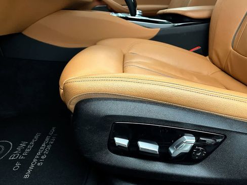 Used 2020 BMW 540i xDrive w/ M Sport Package image 10