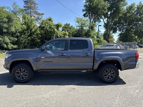 Certified 2023 Toyota Tacoma SR5 image 20