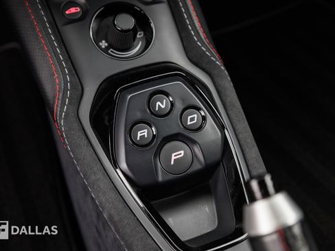 Used 2020 Lotus Evora image 33