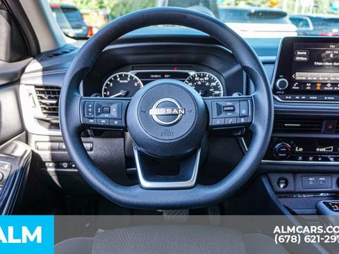 Used 2024 Nissan Rogue SV FWD image 28