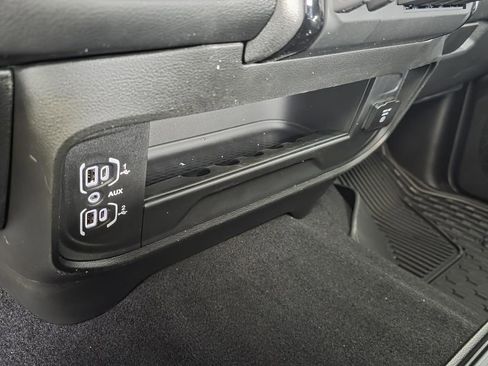 New 2026 RAM 2500 Tradesman AWD/4WD image 22
