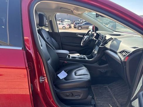 Used 2021 Ford Edge Titanium w/ Class II Trailer Tow Package AWD/4WD image 12