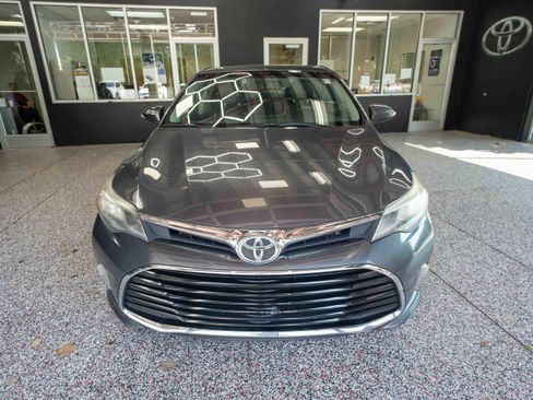 Used 2016 Toyota Avalon Touring FWD image 6