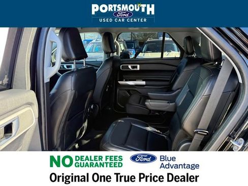 Certified 2022 Ford Explorer XLT w/ Equipment Group 202A image 5
