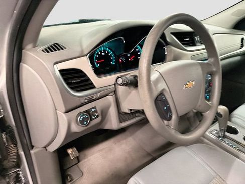 Used 2017 Chevrolet Traverse LS image 9