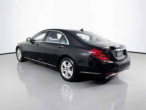 Used 2018 Mercedes-Benz S 560 4MATIC Sedan w/ Premium Package image 6