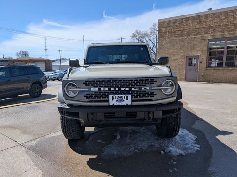 New 2026 Ford Bronco Badlands AWD/4WD image 3