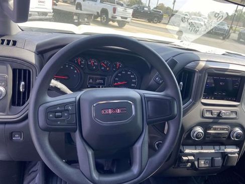 New 2026 GMC Sierra 2500 Pro w/ Convenience Package RWD image 15