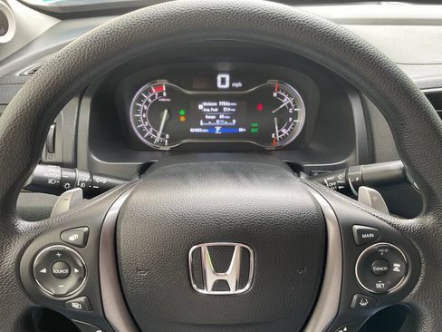Certified 2023 Honda Ridgeline Sport image 13