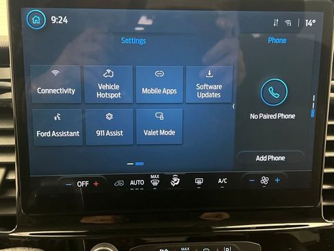 Used 2023 Ford Transit 350 XLT image 46