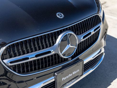 Used 2023 Mercedes-Benz GLC 300 4MATIC image 15