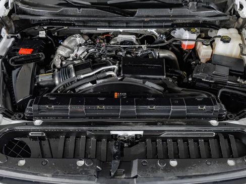 Used 2024 Chevrolet Silverado 2500 LT AWD/4WD image 51