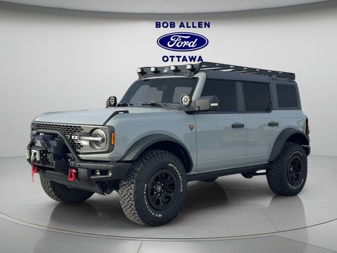 Used 2023 Ford Bronco Badlands w/ Sasquatch Package image 1