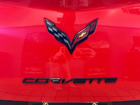 Used 2019 Chevrolet Corvette Grand Sport w/ Carbon Flash Badge Package image 8