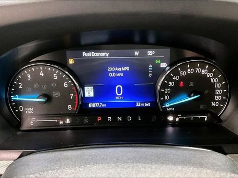 Used 2022 Ford Explorer XLT w/ XLT Sport Appearance Package image 13