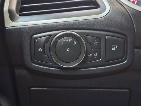 Used 2021 Ford Edge SEL w/ Cargo Accessory Package image 31