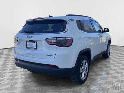 Used 2023 Jeep Compass Latitude AWD/4WD image 5