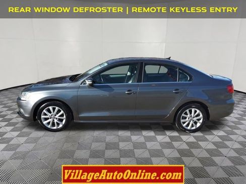 Used 2013 Volkswagen Jetta SE image 8