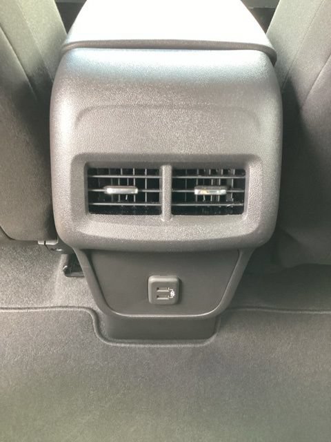 Used 2024 Chevrolet Equinox LT AWD/4WD image 9