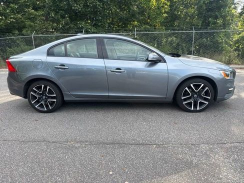 Used 2018 Volvo S60 T5 Dynamic w/ Vision Package FWD image 12