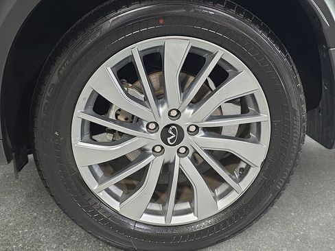 Used 2025 INFINITI QX50 Luxe image 32
