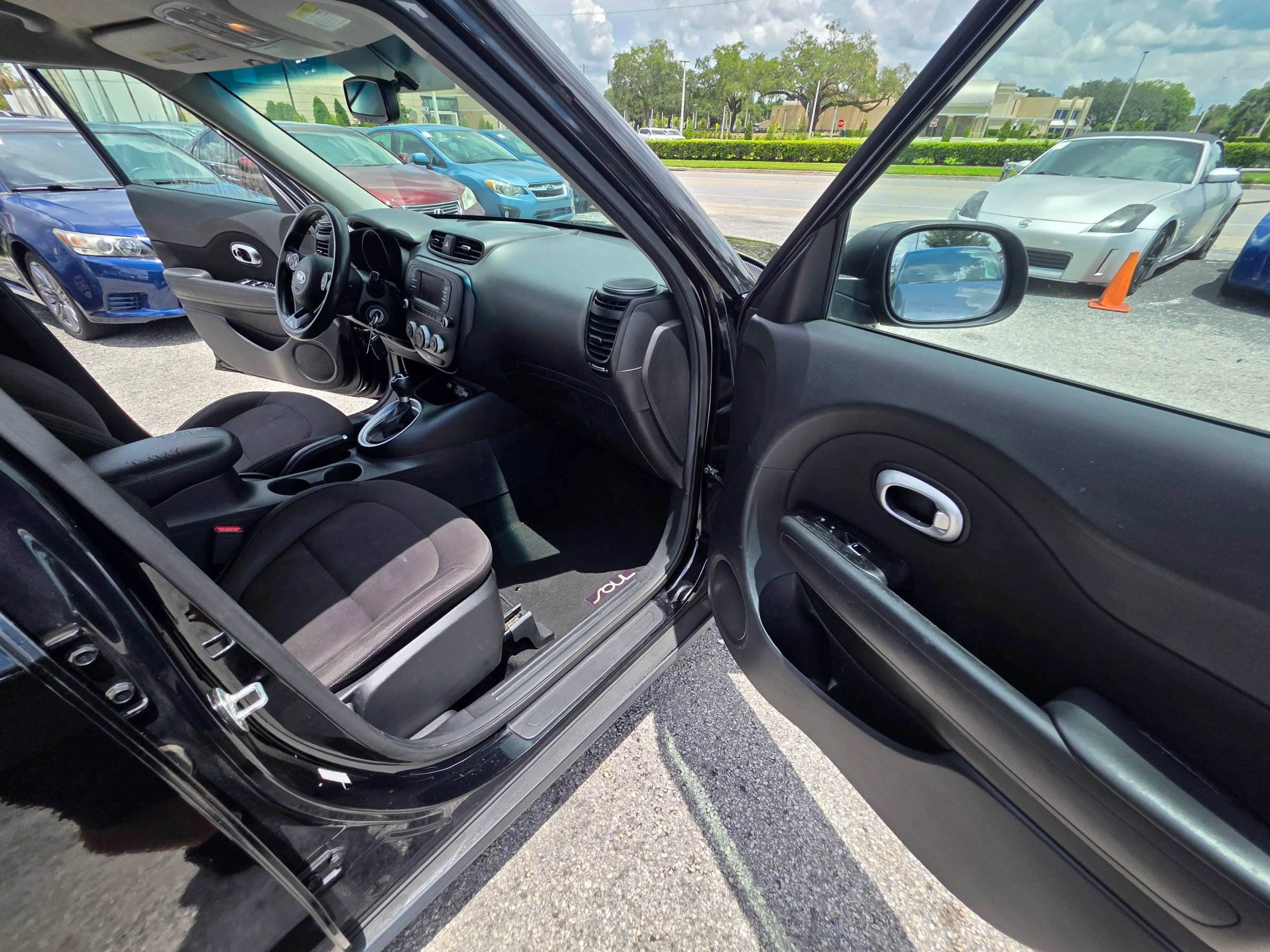 Used 2017 Kia Soul FWD image 18