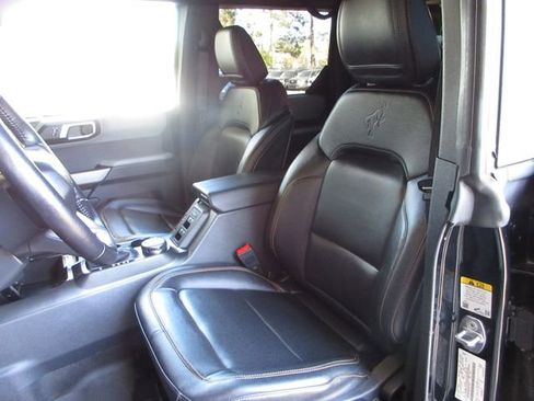Certified 2023 Ford Bronco Badlands image 10