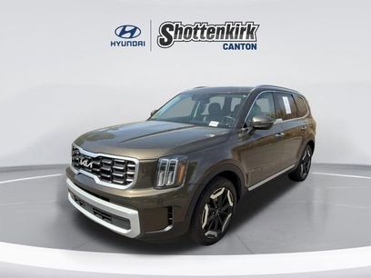 Used 2025 Kia Telluride S