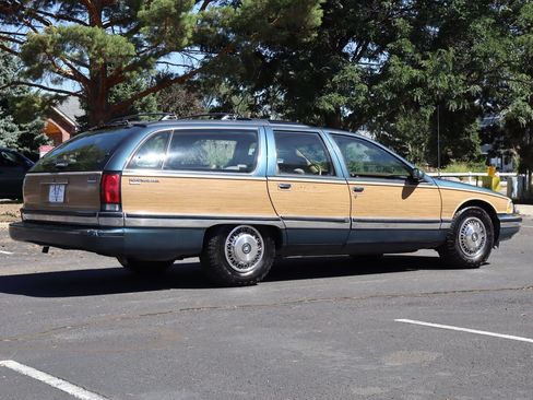 Used 1996 Buick Roadmaster Estate RWD image 5